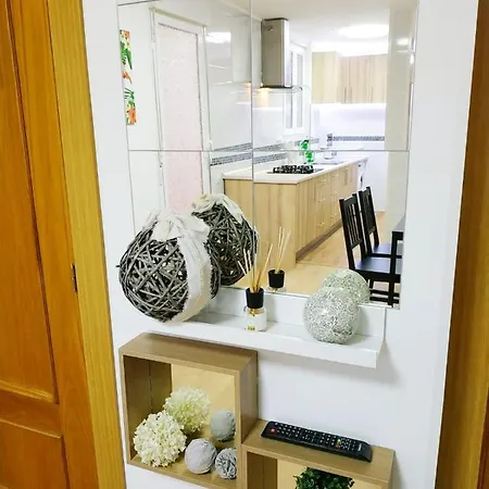 On-line Luxury Apart Platanos, Free Wi-fi