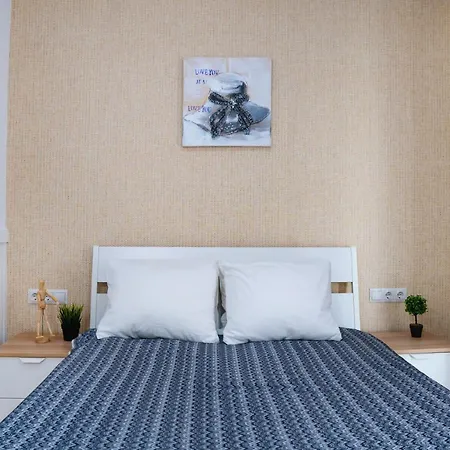 Lägenhet On-line Luxury Apart Platanos, Free Wi-fi *