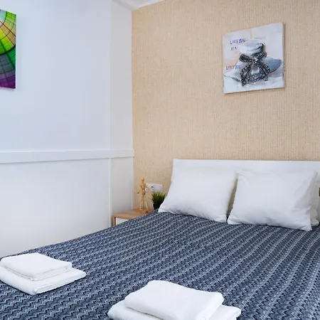 On-line Luxury Apart Platanos, Free Wi-fi Lägenhet *